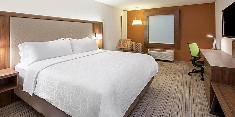 Holiday Inn Express & Suites - Lumberton By Ihg Екстер'єр фото